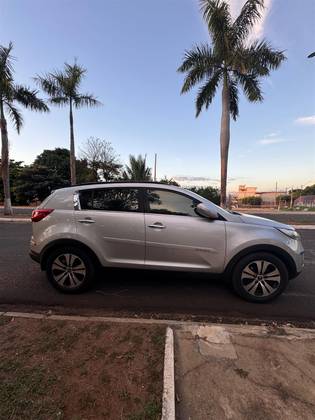KIA SPORTAGE 2.0 EX 4X2 16V FLEX 4P AUTOMÁTICO KIA SPORTAGE 2.0 EX 4X2 16V FLEX 4P AUTOMÁTICO